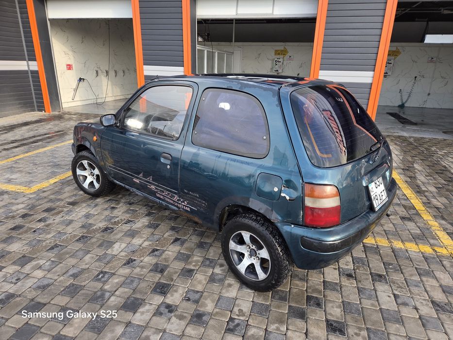 Ниссан Микра 1995 Год