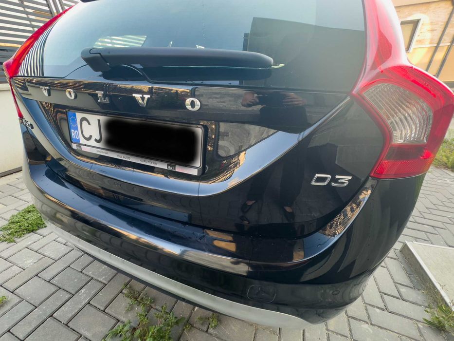 Volvo V60 D3 2.0 Diesel 5 cilindri 136 CP Automată – 2014