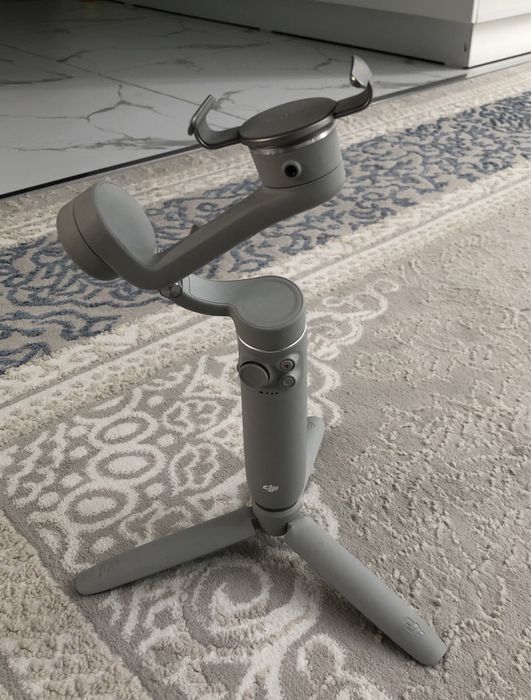 Стабилизатор DJI Osmo Mobile 5.