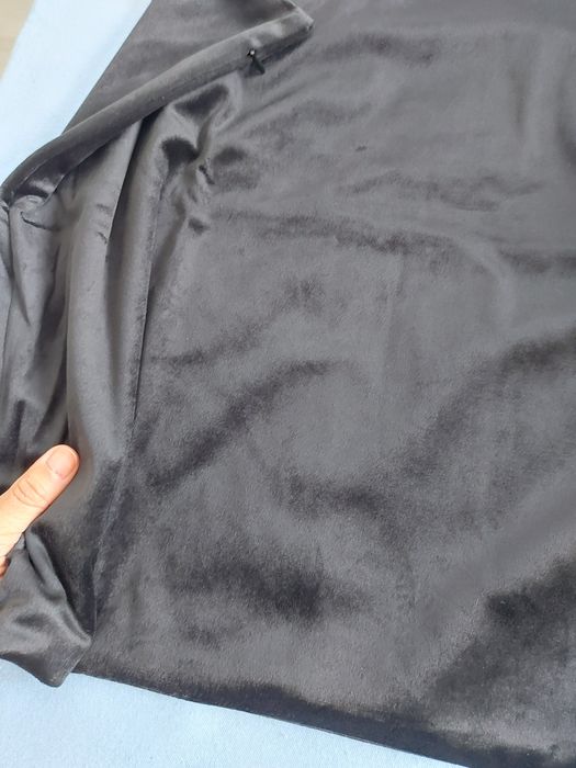 2 fete perna catifea