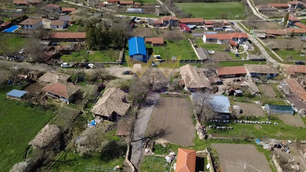 Парцел в Варна, област-с.Петровдол площ 515 цена 26000