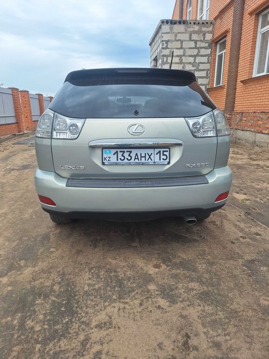 Продам лексус 330.