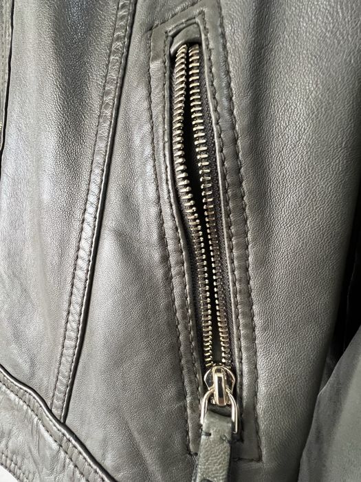 Кожанная куртка женская