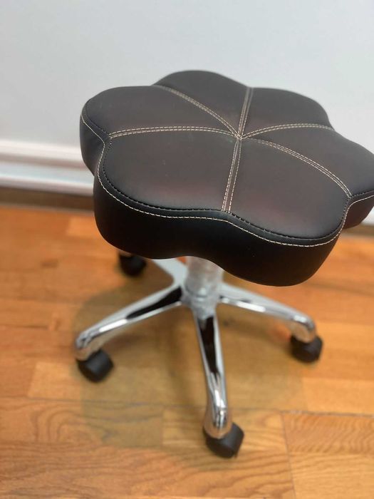 Стулья для косметолога