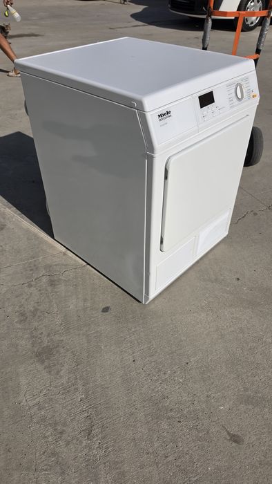 Професионална сушилня Miele PT 5137 WP