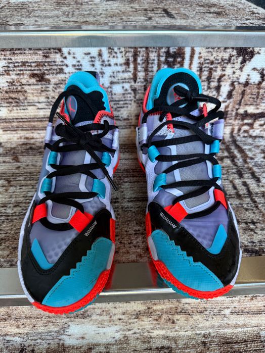 Маратонки за баскетбол Air Jordan.
