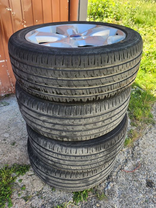 Vand jante   ford  r18 cu anvelope bune de vara