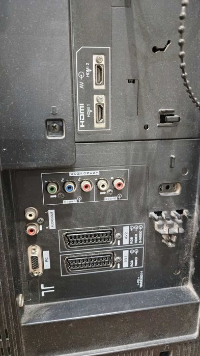 Телевизор Panasonic TX-R37LZ70