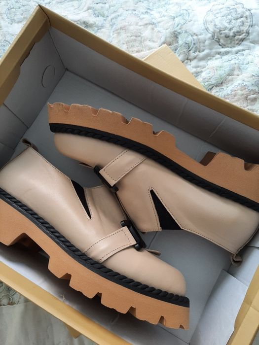 Лоферы. Очень модные лоферы. Размер 36.