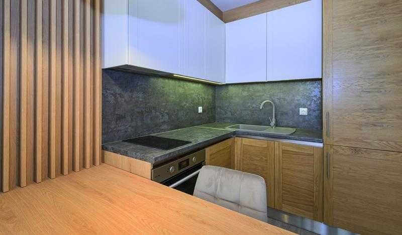 Уникален двустаен апартамент в Лазур