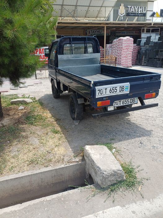 Labo.  2009 yil Damasdan yasalgan.