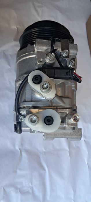 Компресор за климатик  MB Sprinter, Iveco ,,Air condition compresor