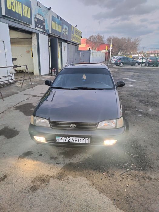 Тайота Карина Е 1.6