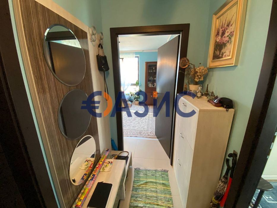 Продава се Двустаен апартамент в Свети Влас - 56 кв.м за 724 €/кв.м - Снимка #2