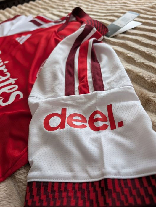 Екип Арсенал сезон 26/27 нов