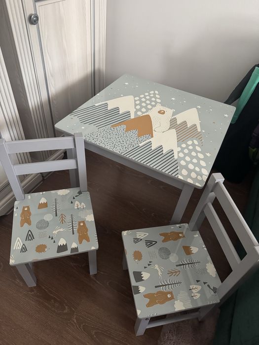 Masa cu 2 scaune si dulap depozitare