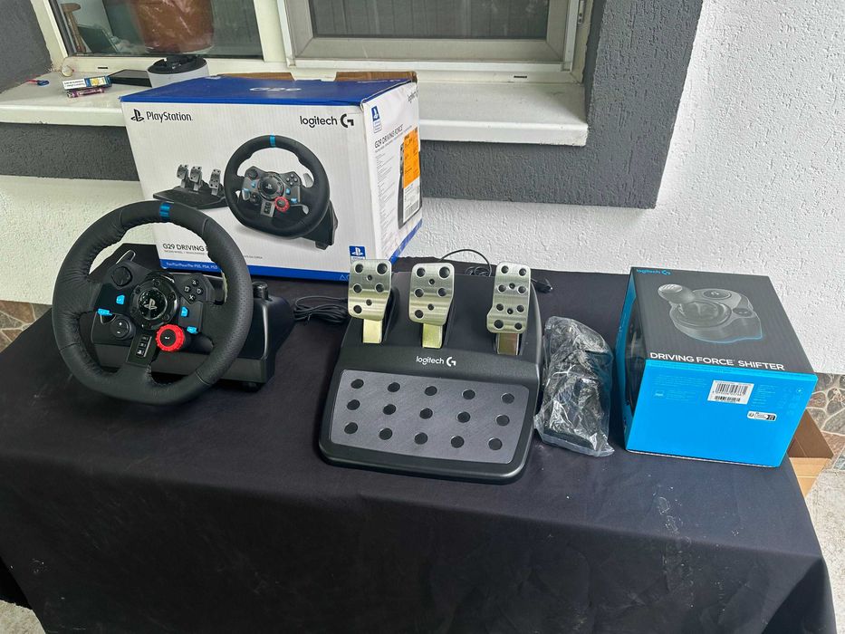 Set complet Logitech G29 Driving Force + Shifter + Pedale