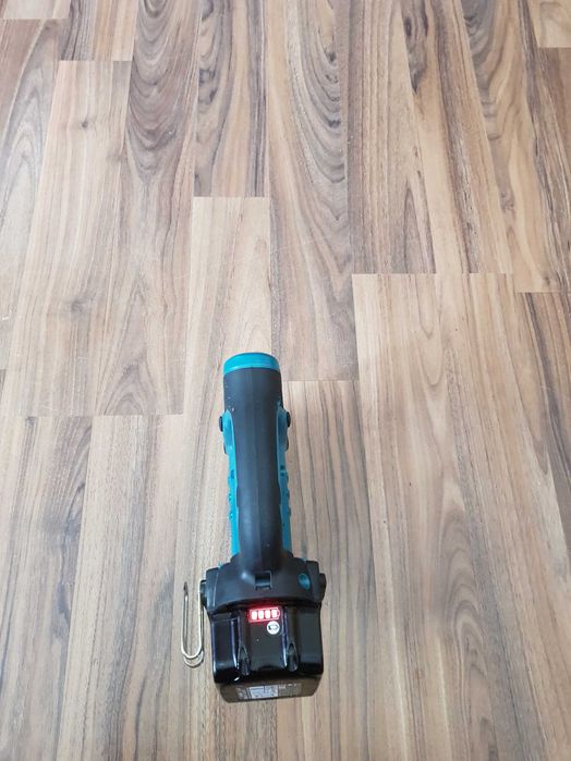 Capsator Makita