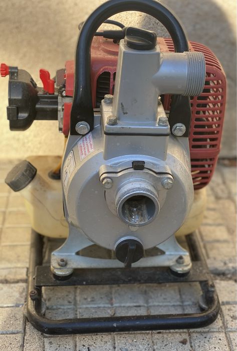 Бензинова помпа за напояване Raider