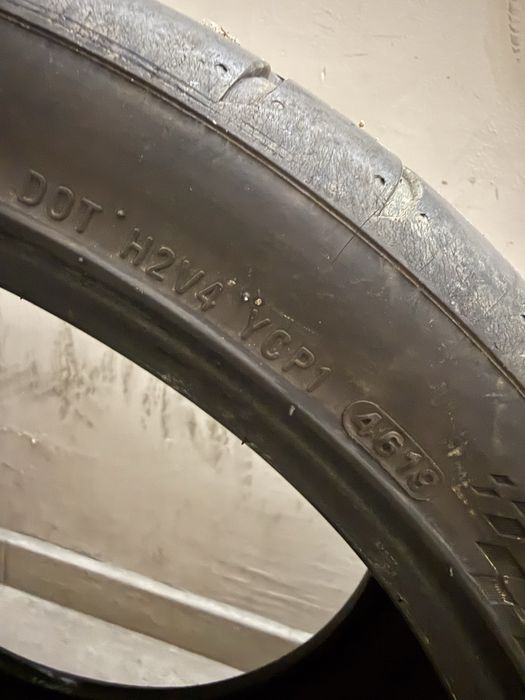 Летни гуми Kumho Ecsta 285/30/R19
