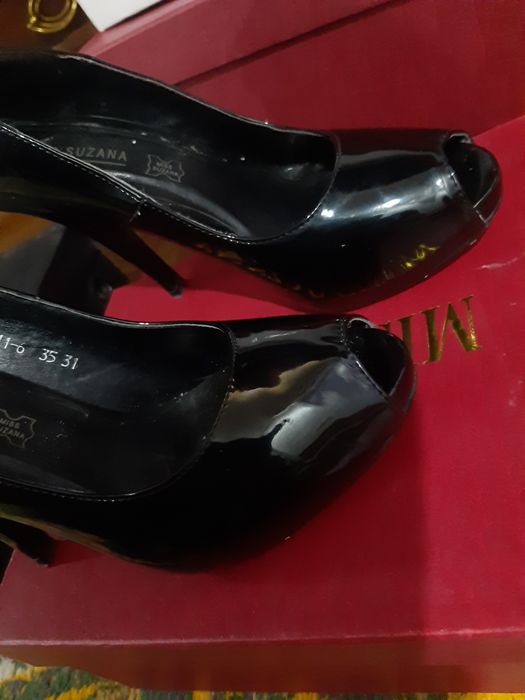 Лакированные и замшевые туфельки