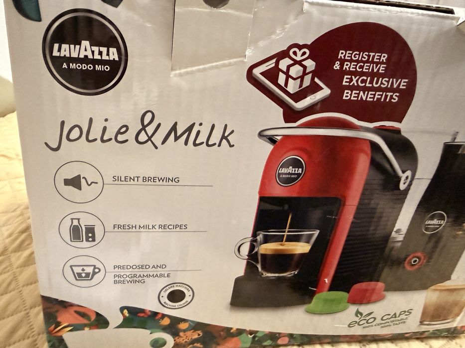 Espressor Lavazza Jolie & Milk