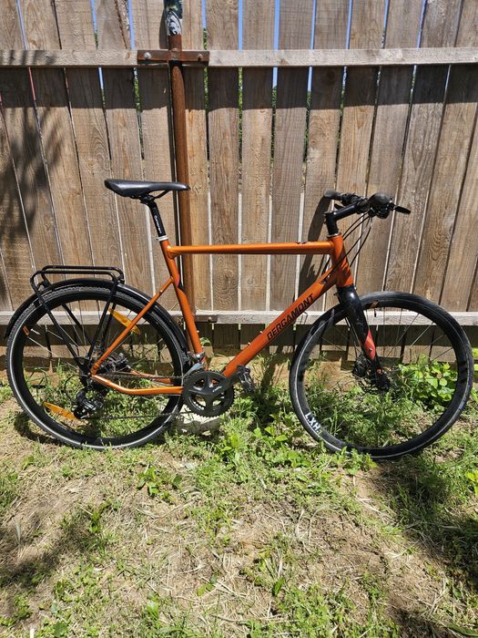 Vând bicicleta în stare foarte bună