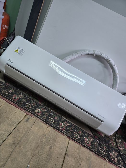 Aer conditionat Midea 24000 btu