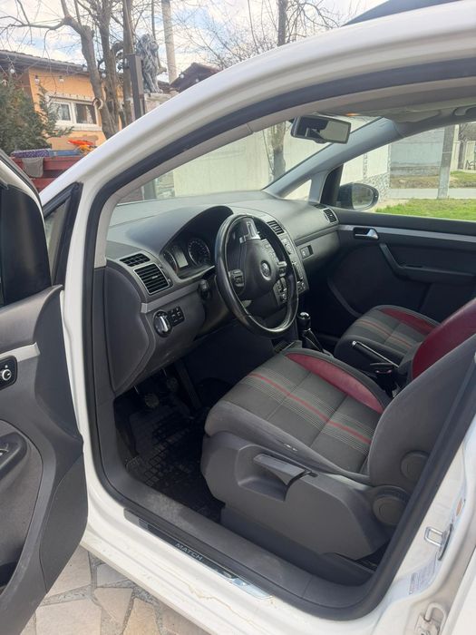 Volkswagen Touran 2013 de vanzare