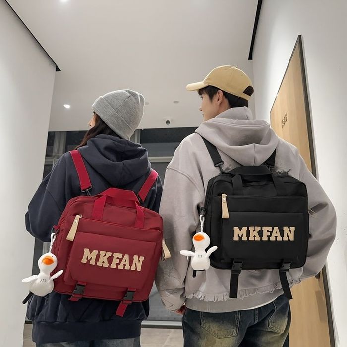 Женский рюкзак сумка нейлоновый вместительный водонепроницае