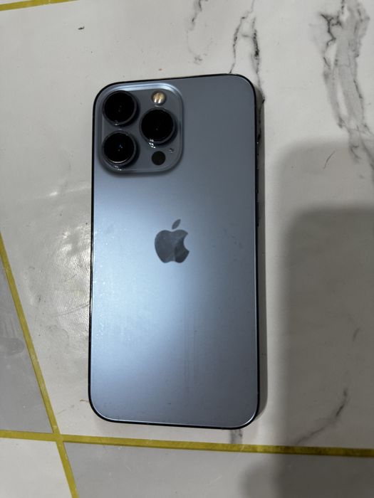 Продаем Iphone 13 pro 256