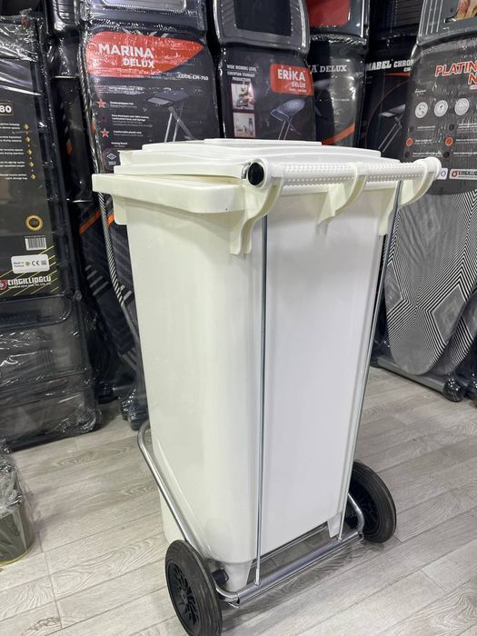 Мусорный бак Tessa. 120 литров