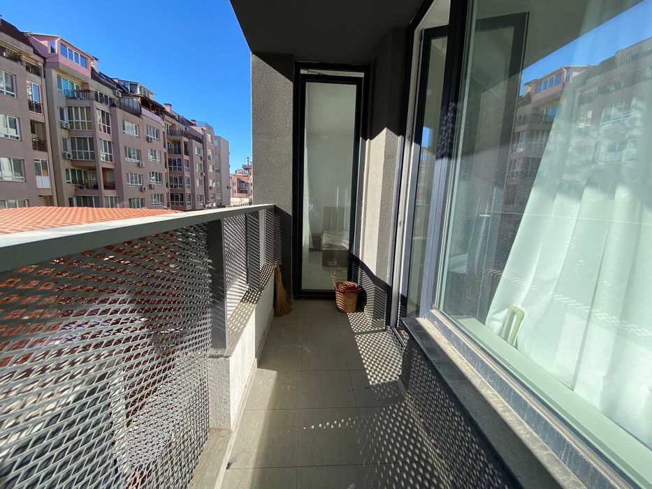 Продава се Двустаен апартамент в Варна, Възраждане 1 - 60 кв.м за 9 €/кв.м - Снимка #7