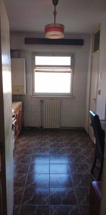 Vând apartament 3 camere, ultracentral
