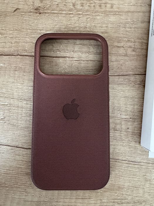 Husa iPhone 17 Pro TechWoven Case Originala