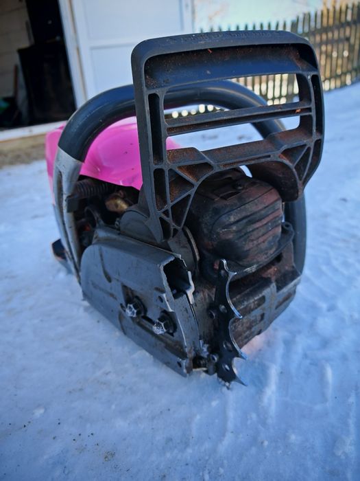 Vând drujbe Sthil 500i și Husqvarna 572