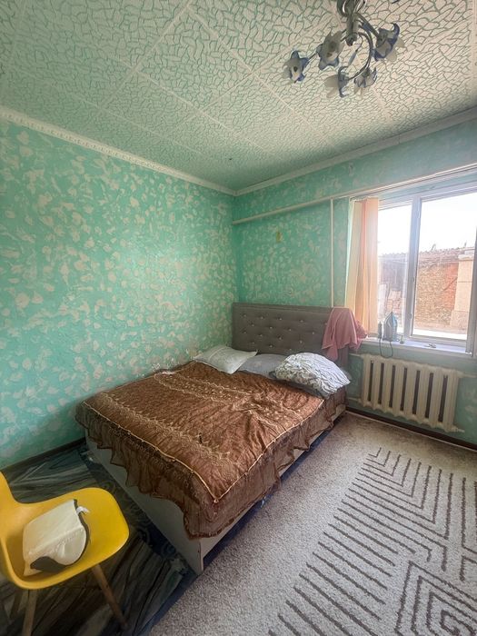 Продаётся дом в кирпичной районе