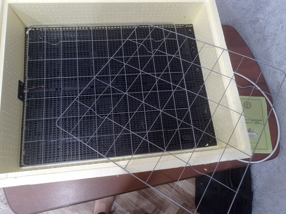 Продам инкубатор