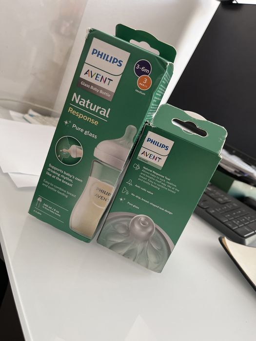 Бебешки шишета Philips Avent.