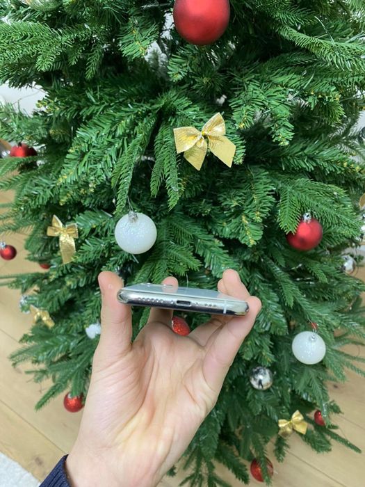 Продам Iphone 11 pro