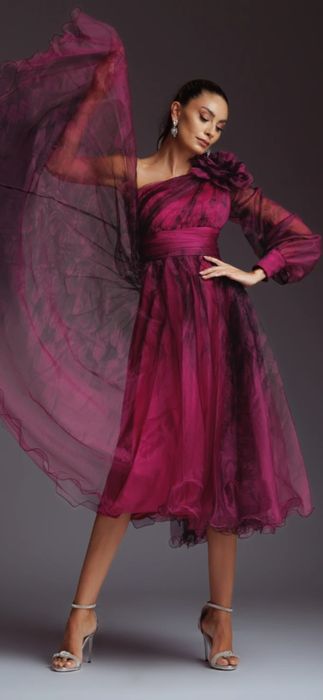 Vând rochie eleganta