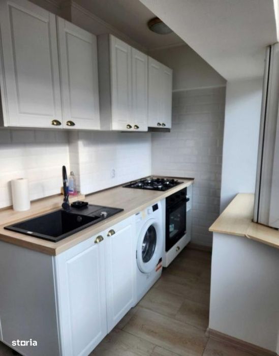 Garsoniera ultracentrala Bd. Unirii 64 |  P-ta Alba Iulia | 48 mp |