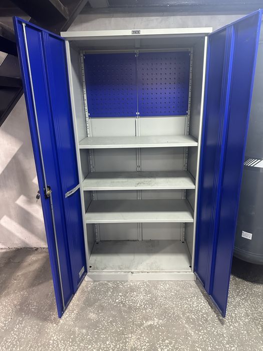 Продаю шкаф интструментальный