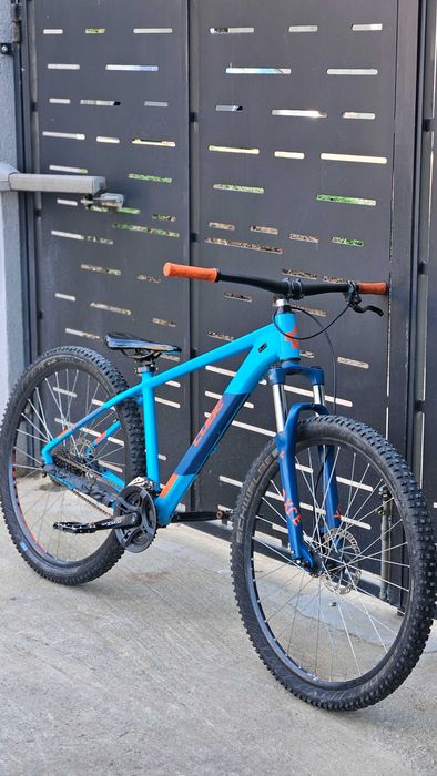 Cube Aim 2021 transformat în dirtjumper