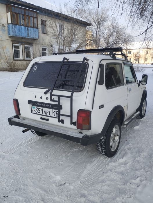 Продам ниву. 2002