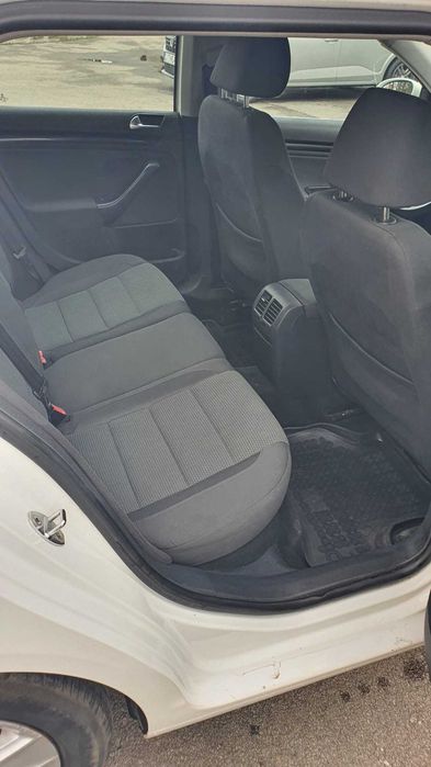 Volkswagen Golf 6 Variant, motor 1,6 Diesel, an de fabricație 2010.