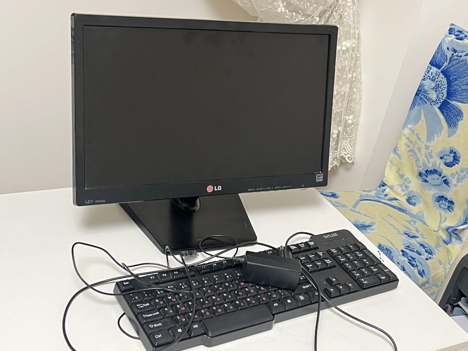 компьютер с монитором