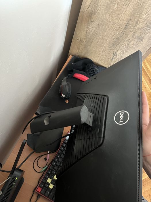 Гейминг монитор Dell 144hz
