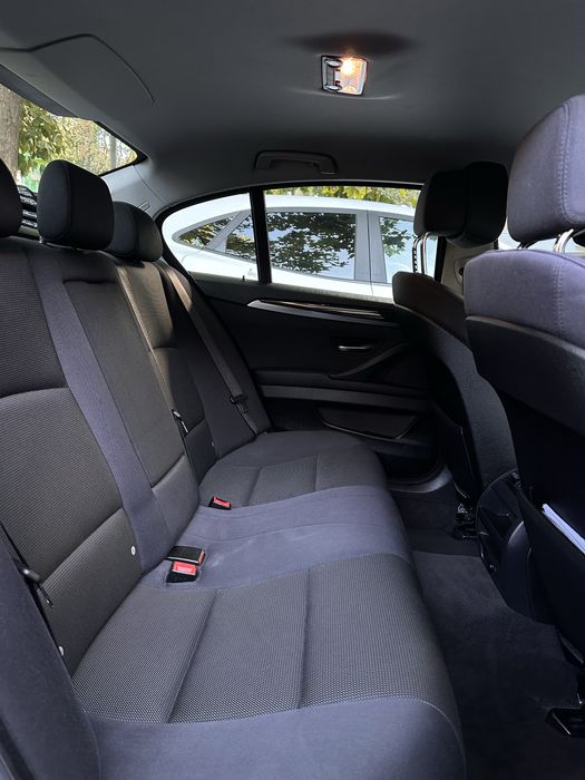 Vând BMW 520d F10, 184 CP, Cutie automata, Silver