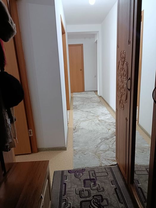 Продам 3-х конм. квартиру